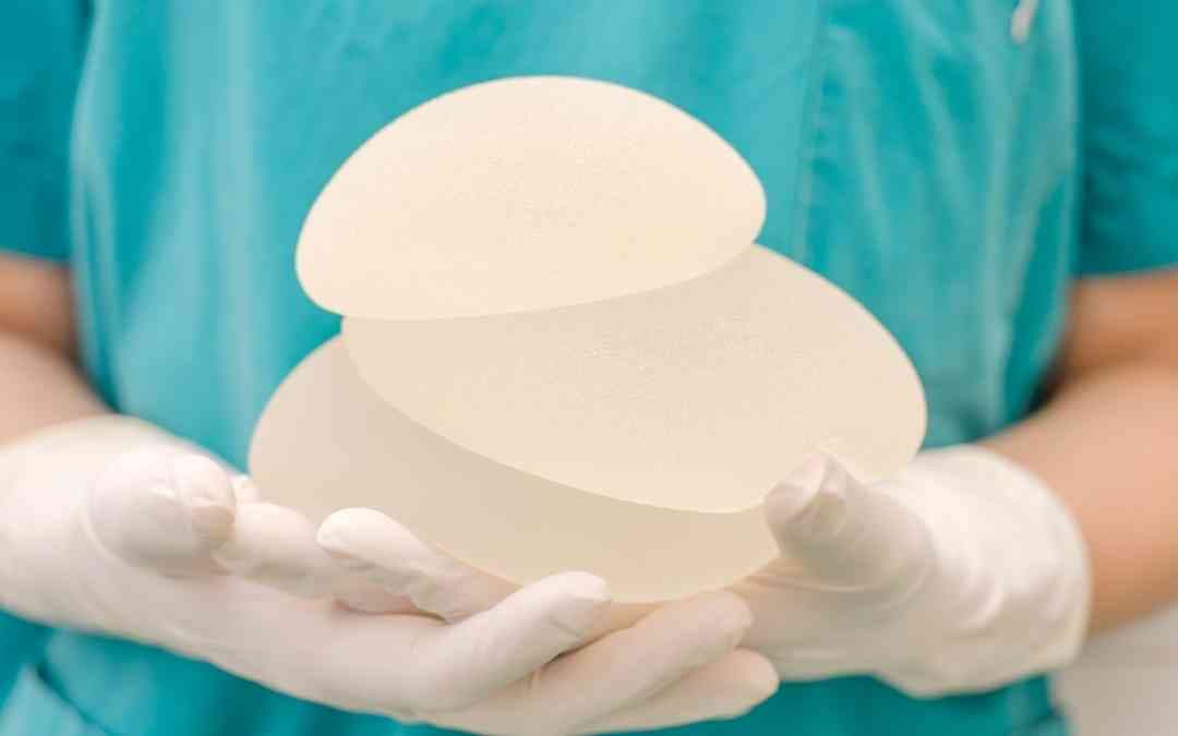 Aprovado direito a troca do implante mamário para pacientes de câncer
