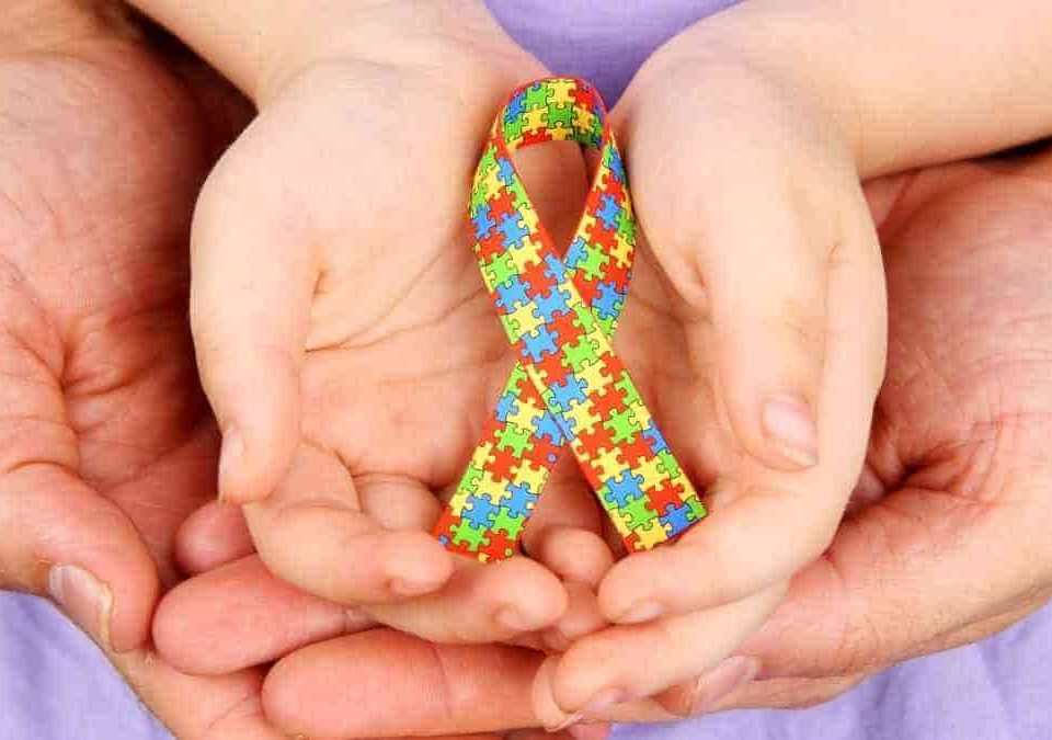 Saúde realiza live para discutir políticas públicas e iniciativas para o atendimento de crianças com autismo