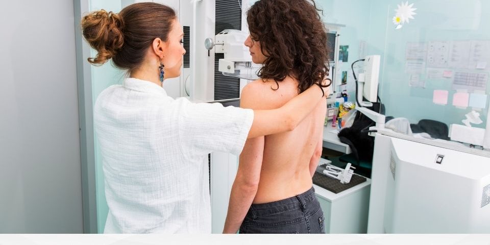Acesso a mamografia no SUS cai 40%: 'Mais mulheres com câncer avançado'.